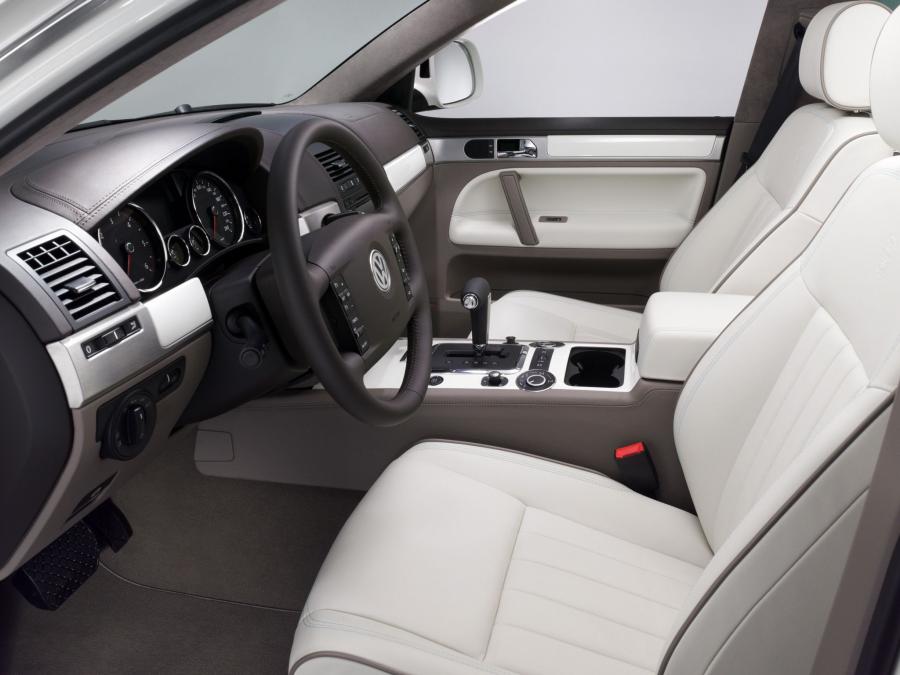  Volkswagen Touareg V6 TDi North Sails 2008 года  (фото 3 из 5)